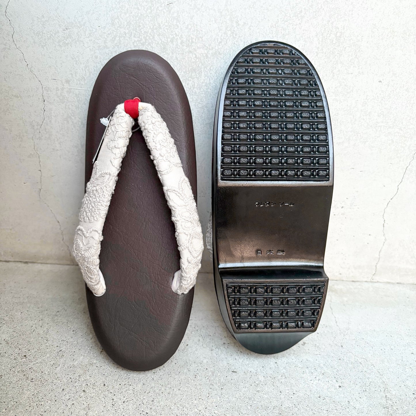 ウレタン草履 花刺繍/ベージュ×ブラウン