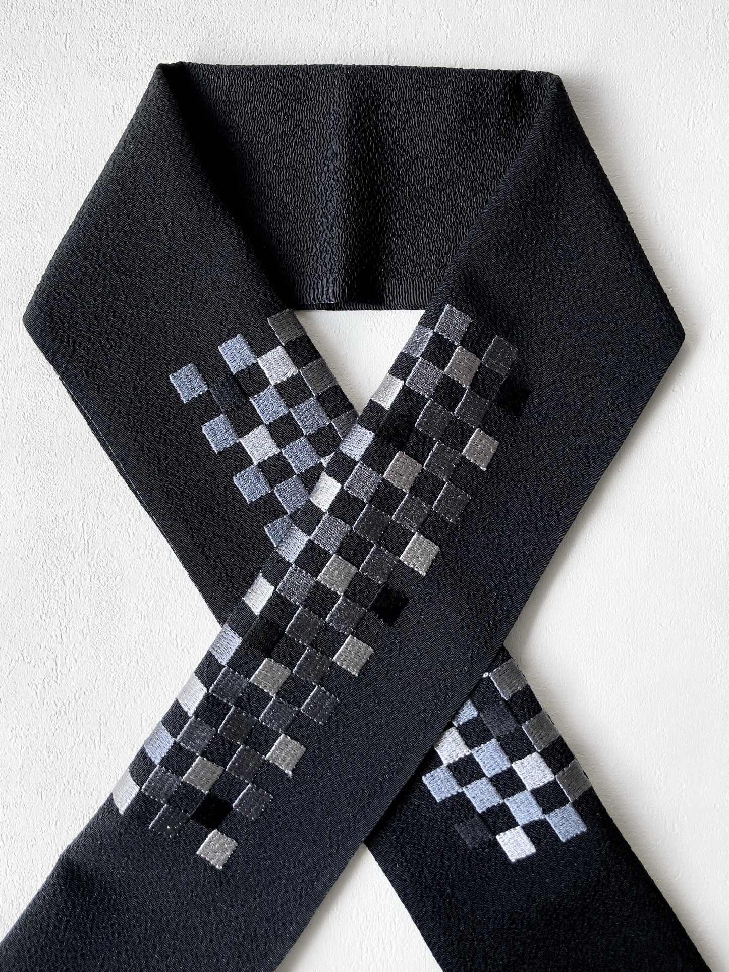 ポリエステル半衿 市松刺繡 ブラック