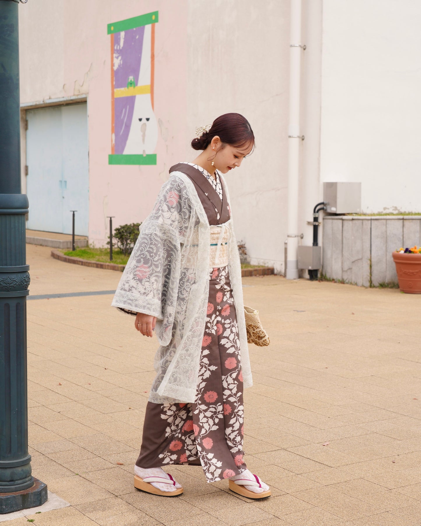 2024大塚呉服店オリジナル単衣・浴衣 花ゆらぎ ブラウン