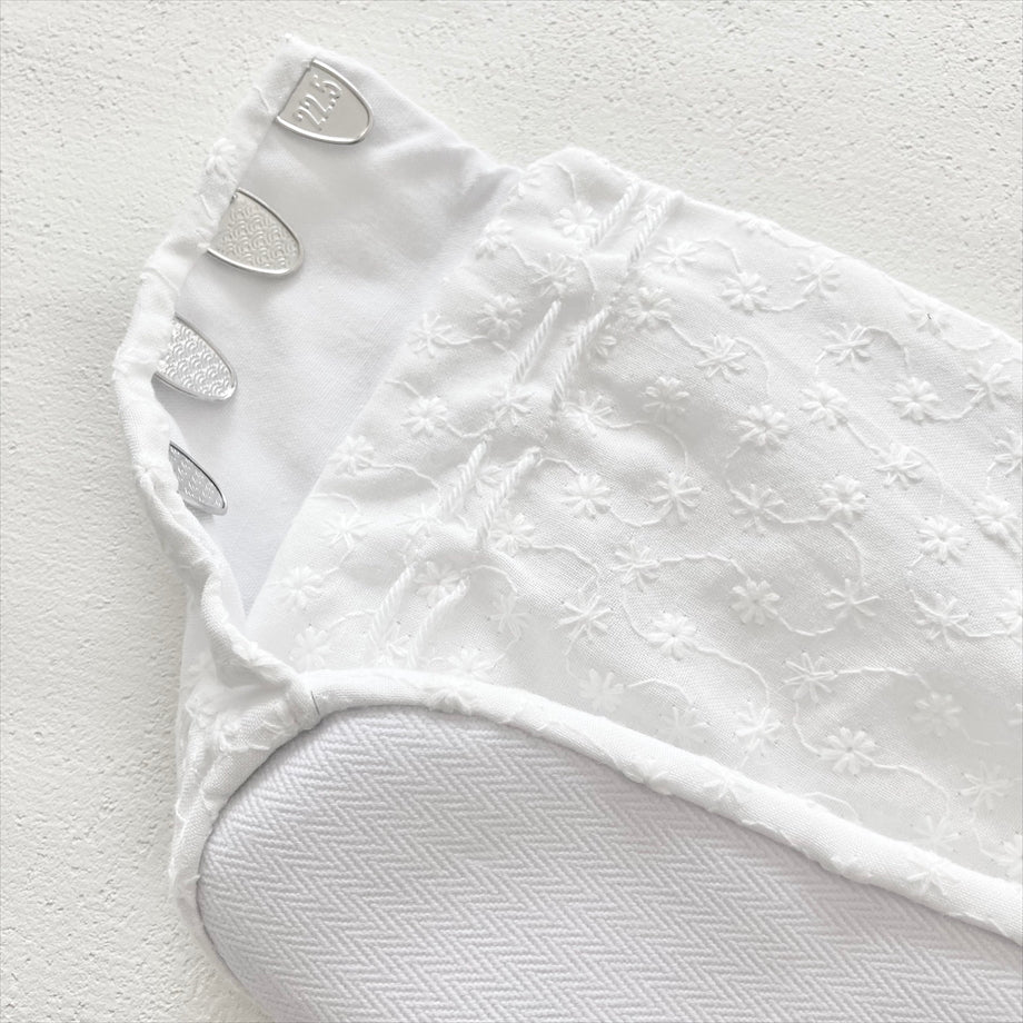 こはぜ付き足袋 小花 ホワイト