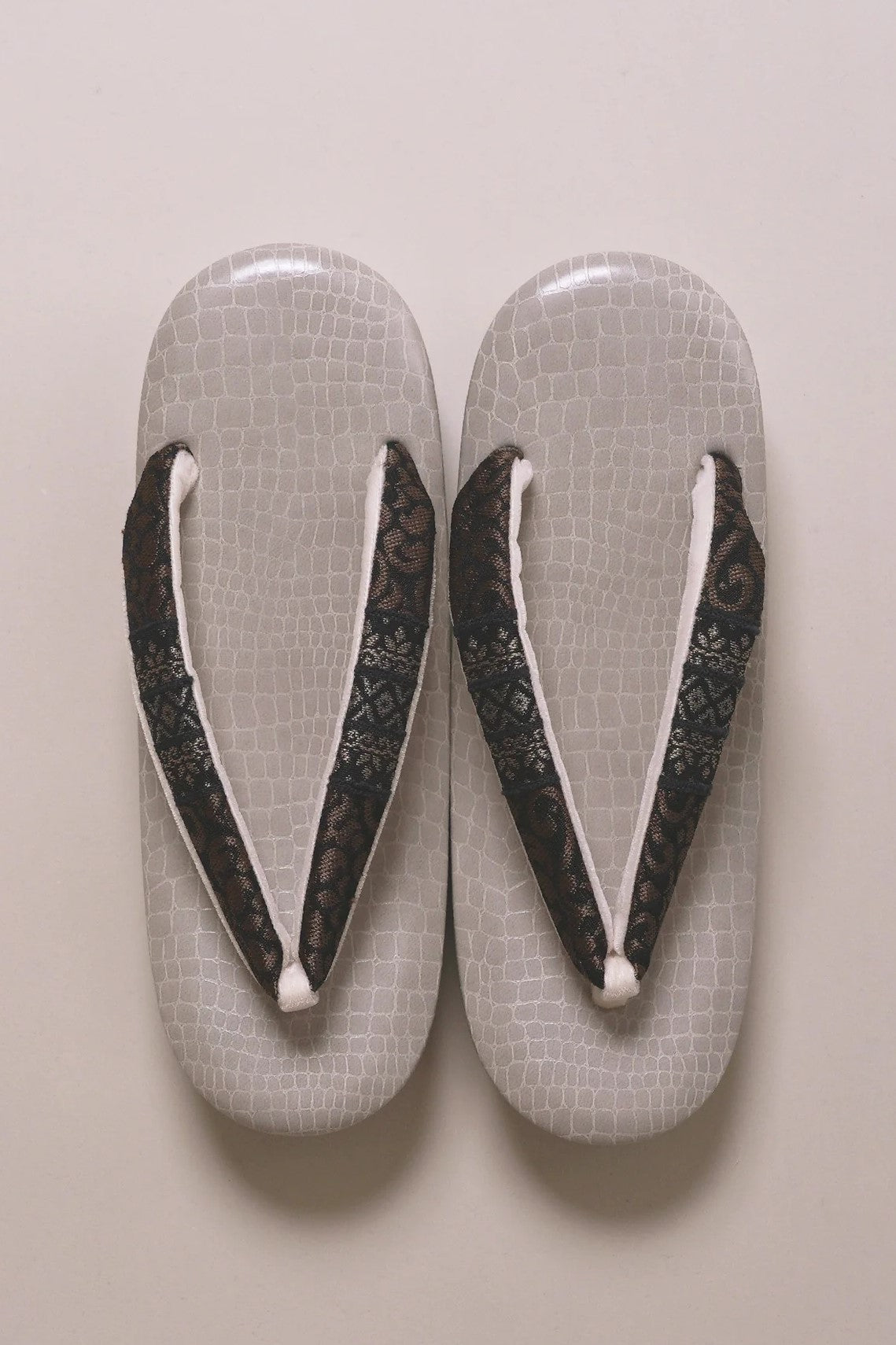 草履 ペルシャブラック/クロコグレー台