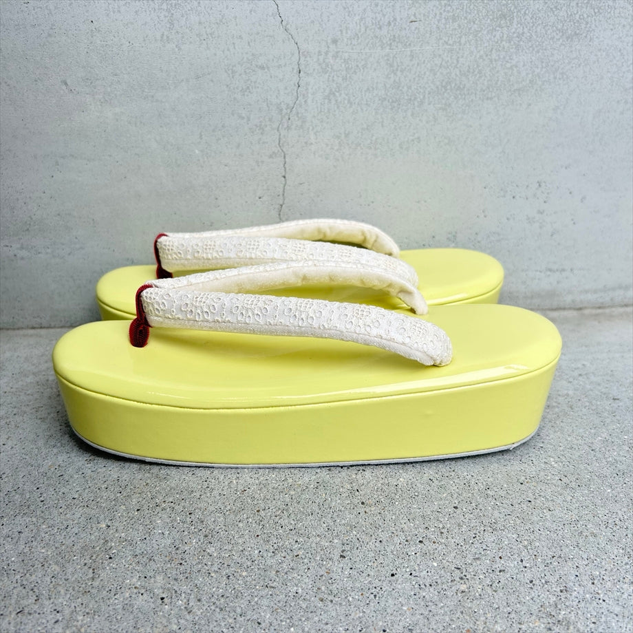 エナメル草履 イエロー/フラワーレース Lサイズ
