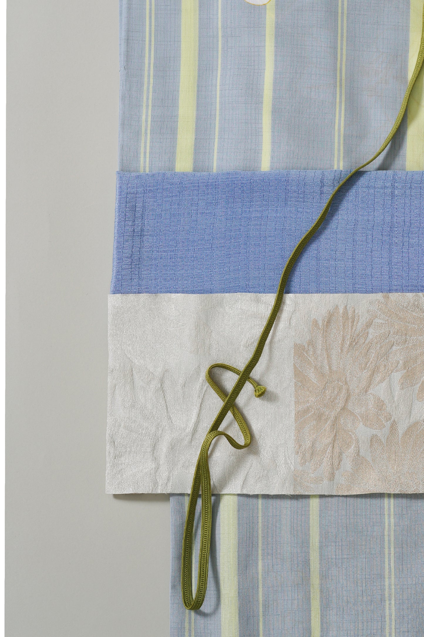 大塚呉服店オリジナル浴衣 ユリ グレー