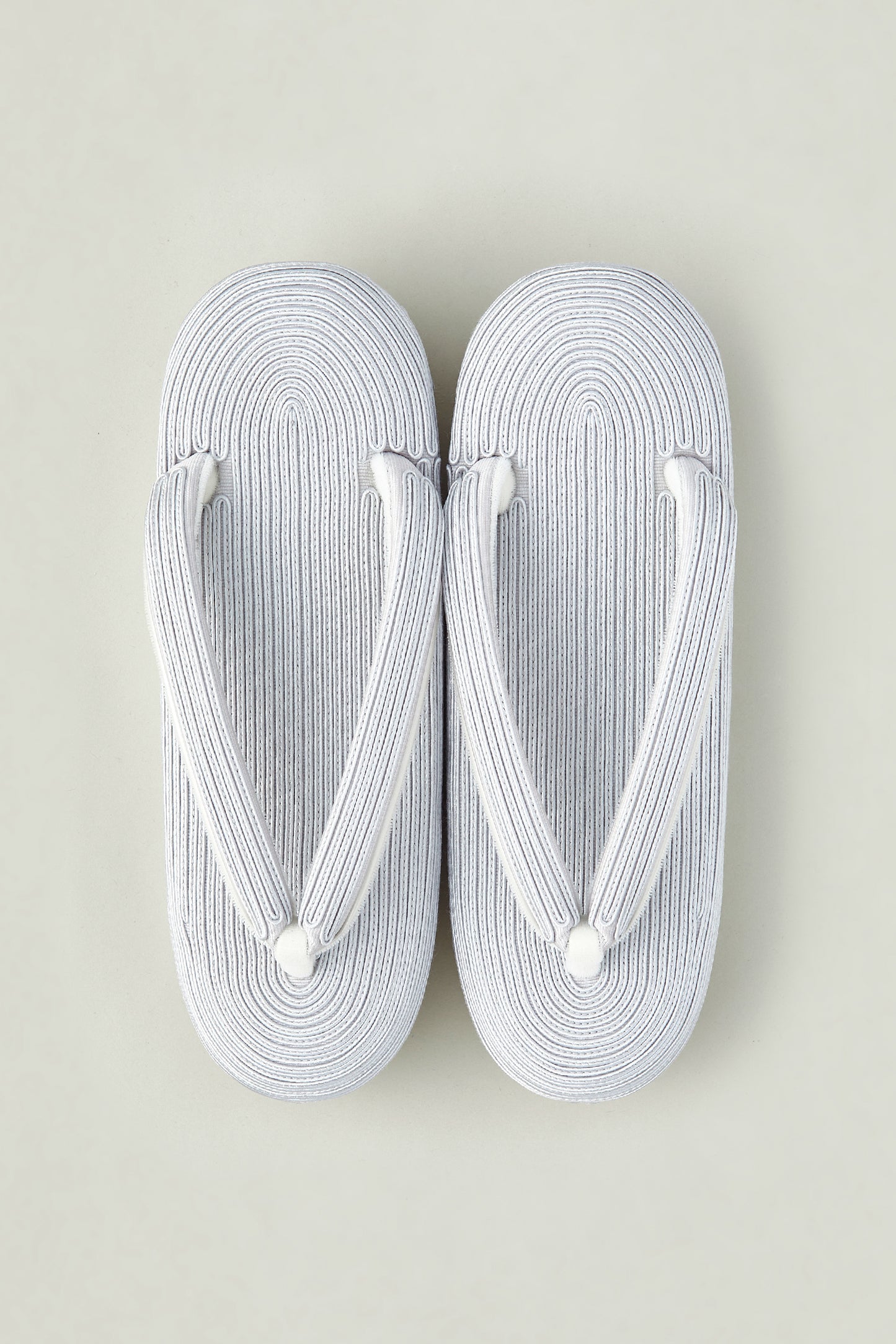 受注商品【とこと×小砂】コード刺繍草履 シルバー