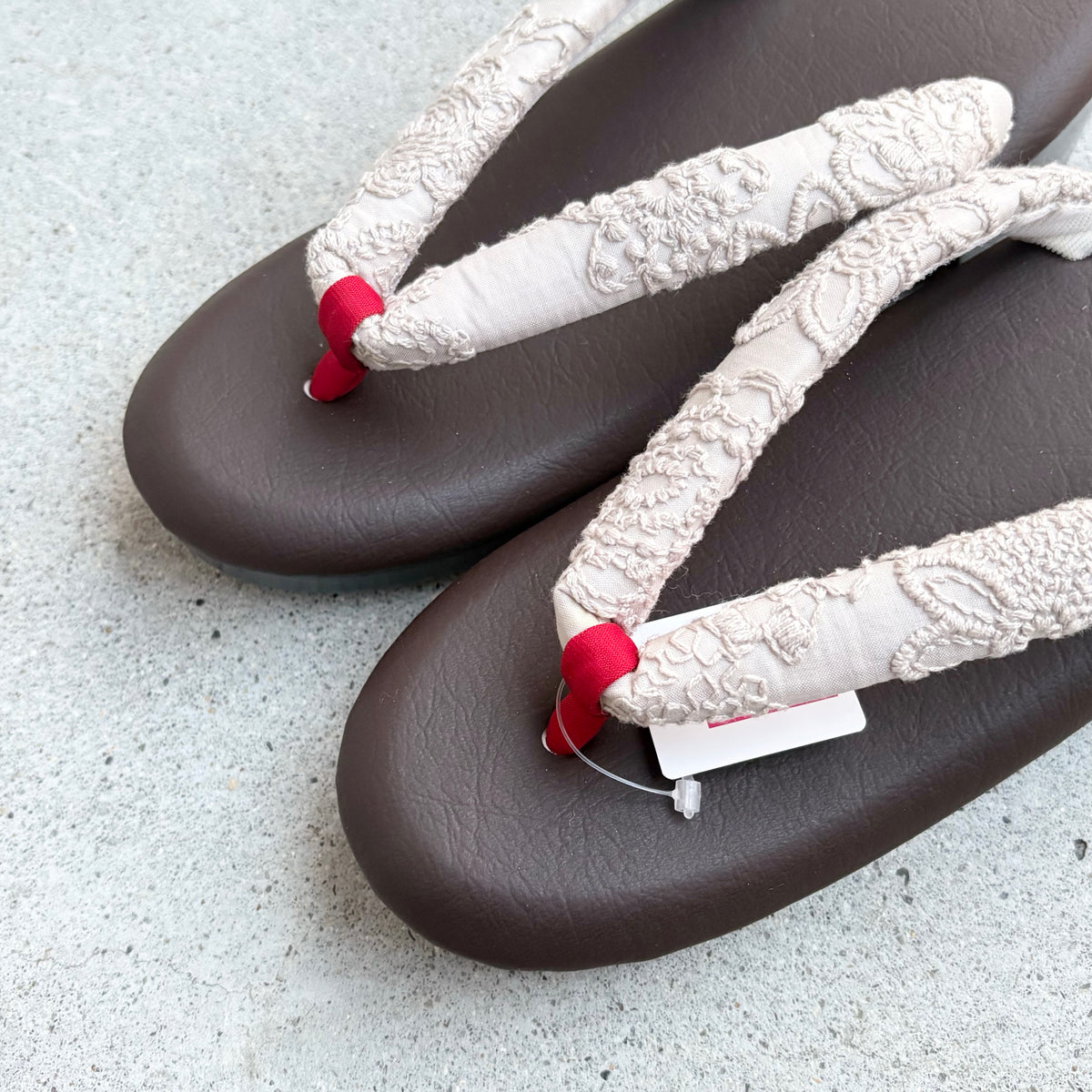 ウレタン草履　花刺繍/ベージュ×ブラウン