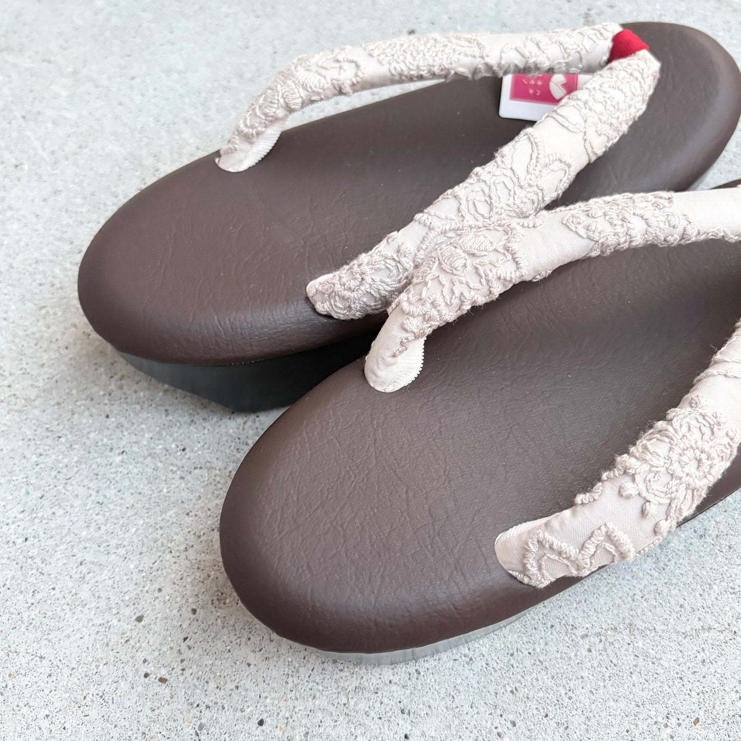 ウレタン草履　花刺繍/ベージュ×ブラウン