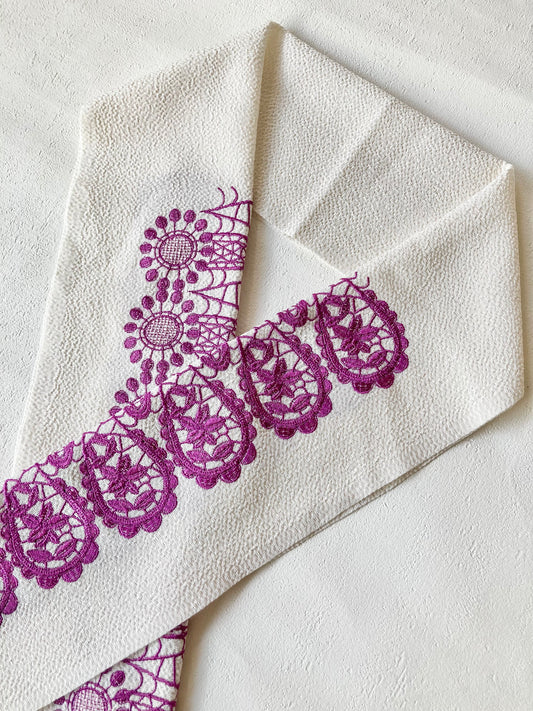 ポリエステル半衿　幾何学刺繍　マゼンタ