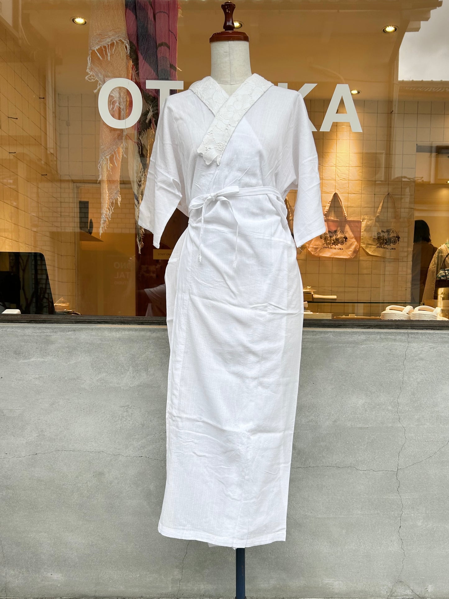 モデル着用品　半衿付スリップ  L