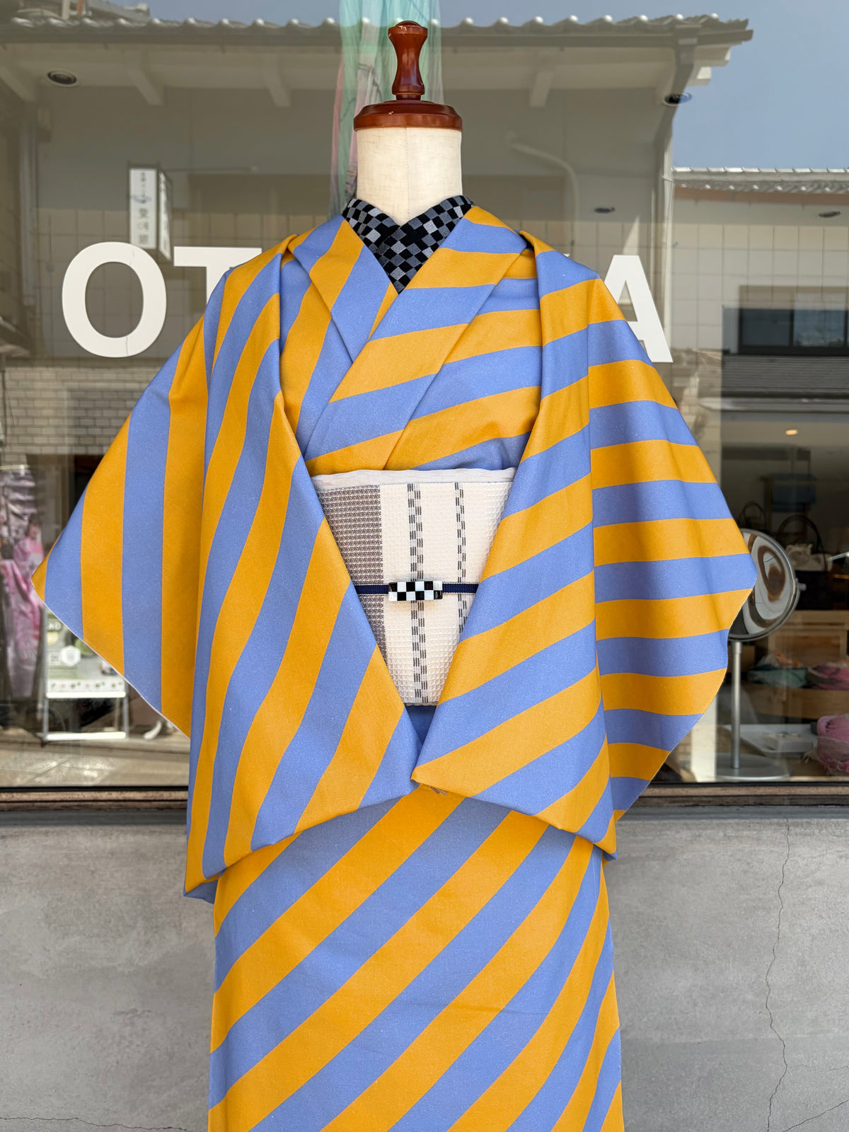 お仕立て無し】オリジナル 伊勢木綿 斜め縞/オレンジ×ブルー – 大塚呉服店