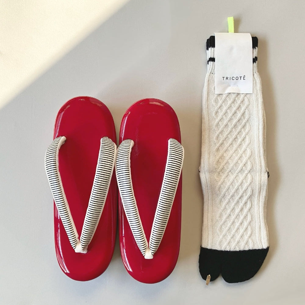 TRICOTE ケーブルニット足袋ソックス