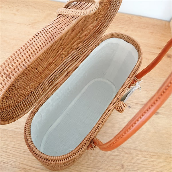 蓋つきアタバッグ