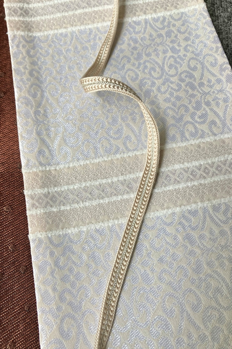 三分紐　綾竹　ミルクティー×シルバー