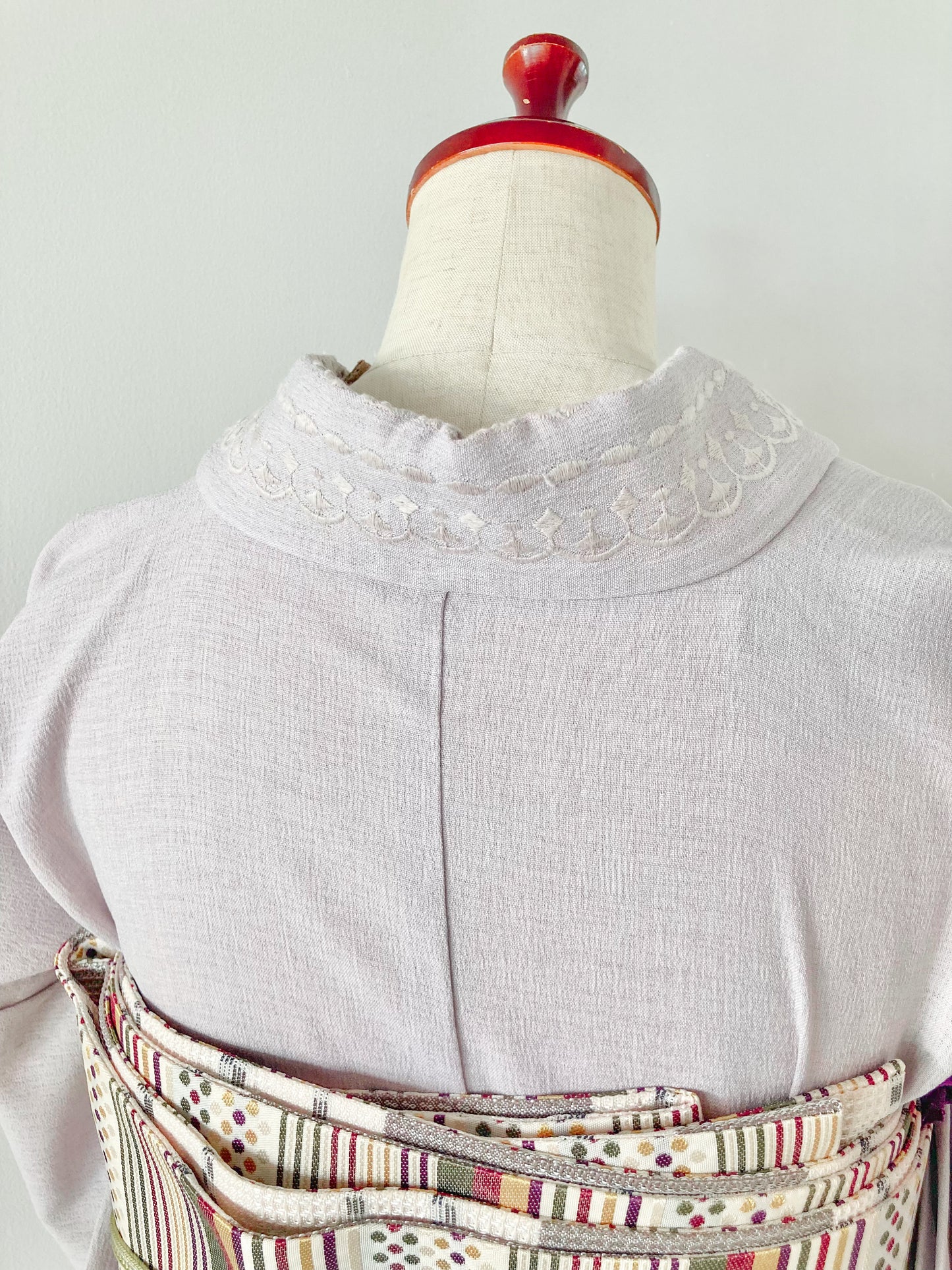 ボーダーレース単衣着物ライトグレー