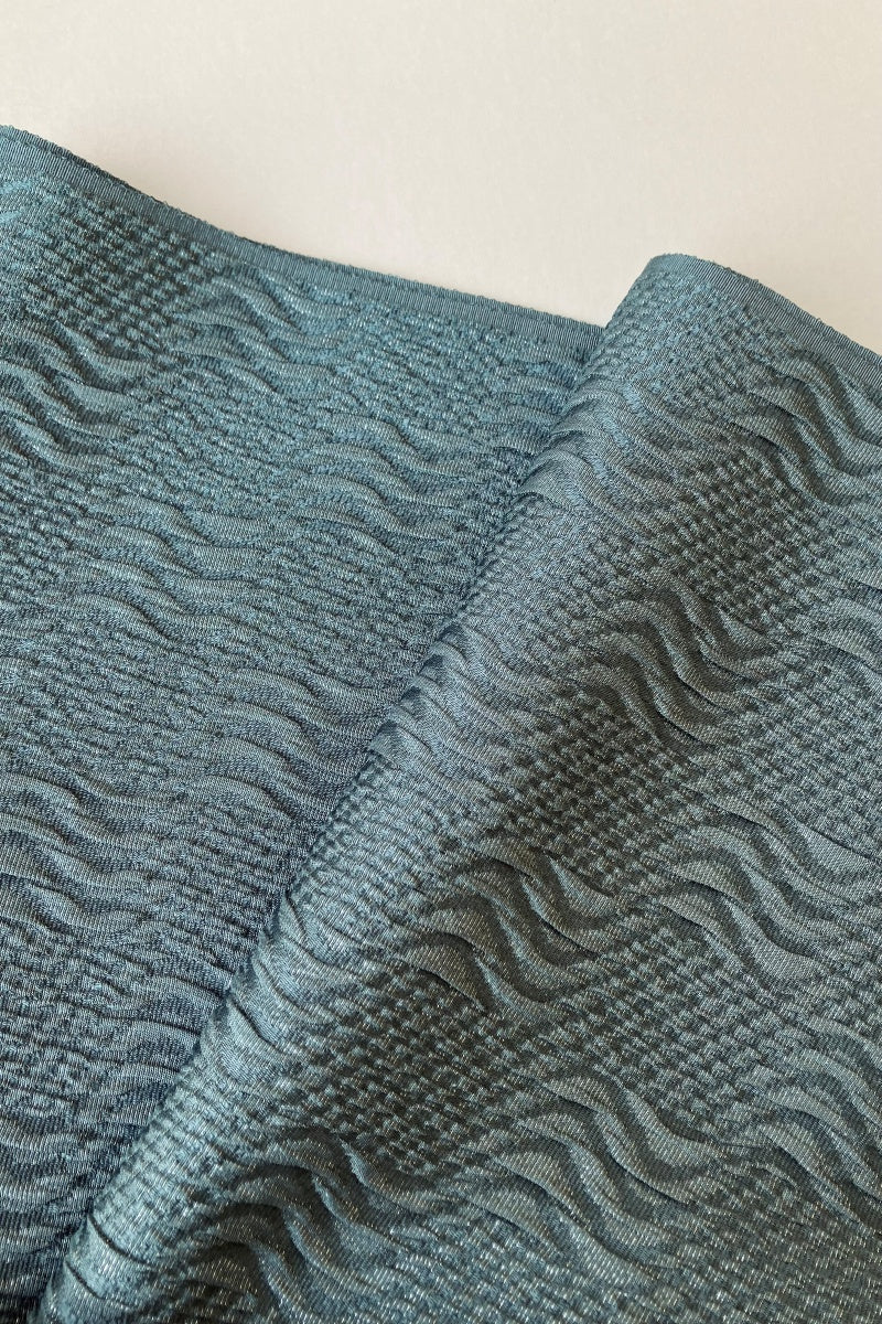 正絹　波もよう帯揚　インディゴグレー