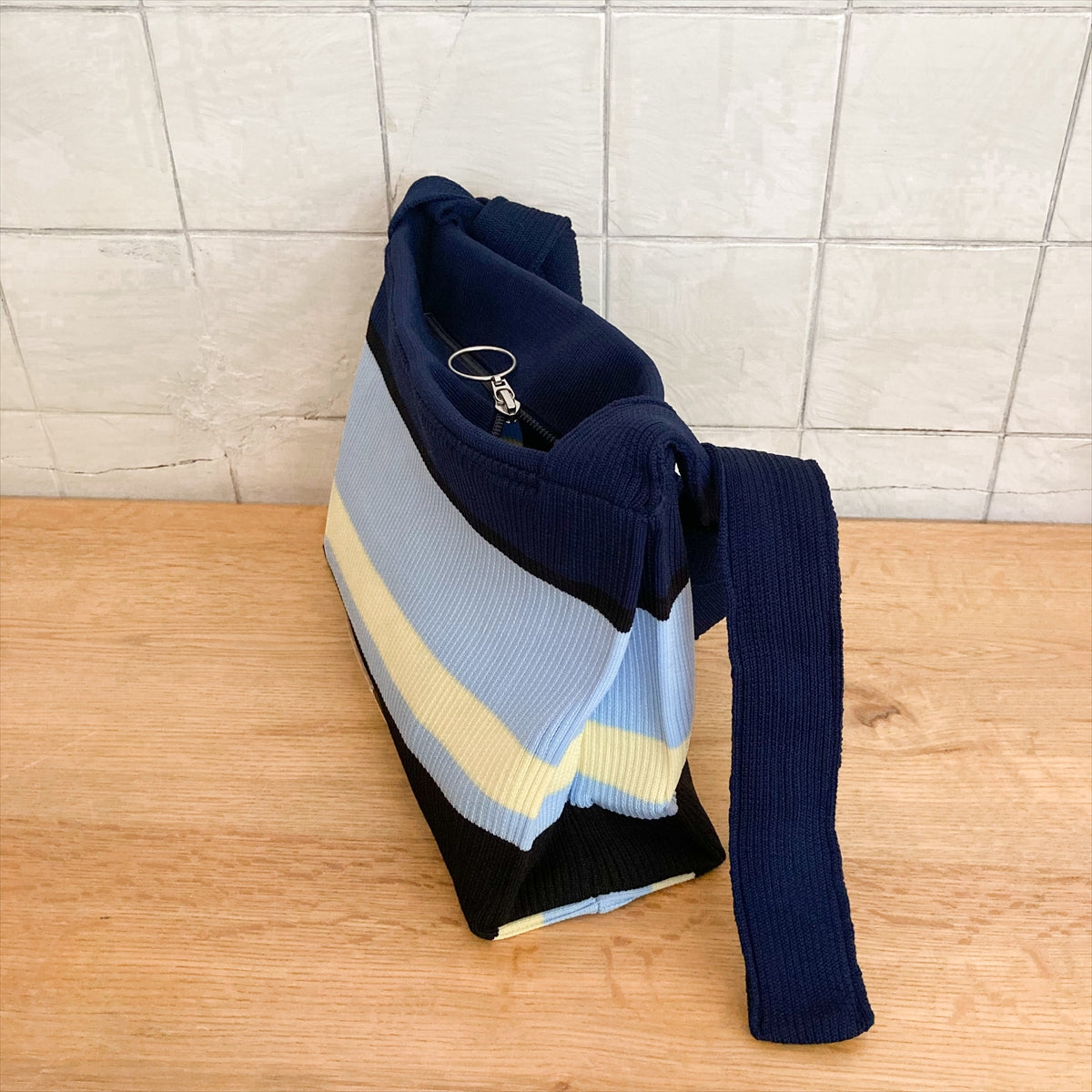 SHOULDER POUCH BAG　navy