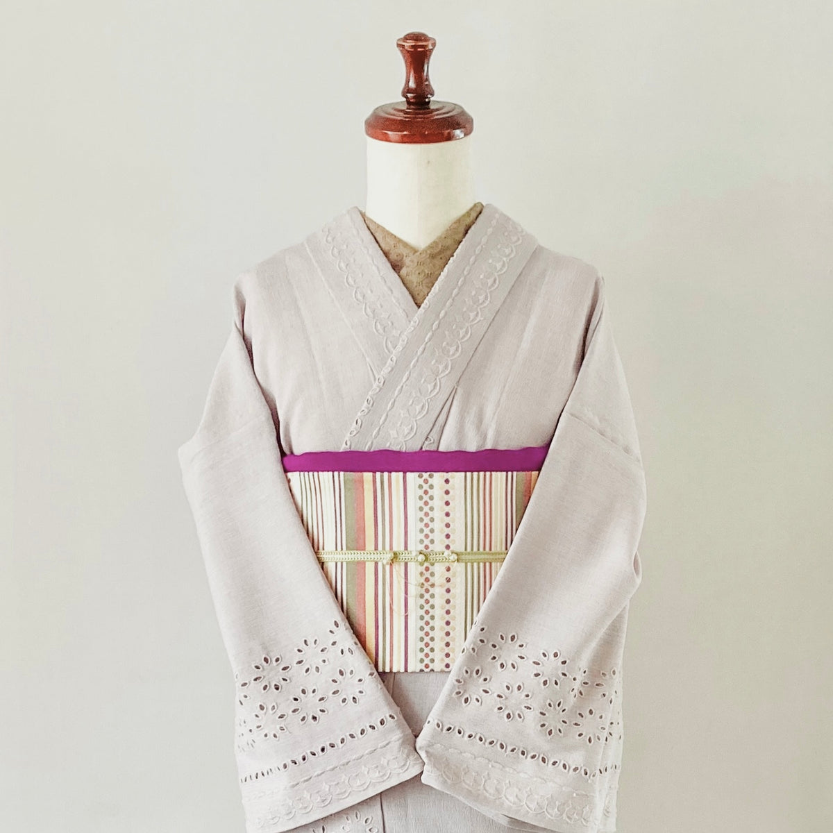 ボーダーレース単衣着物ライトグレー