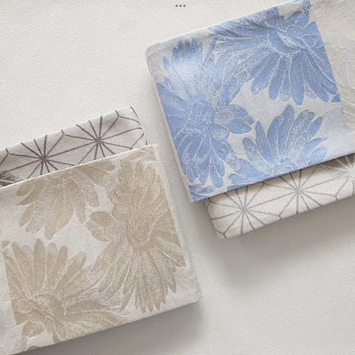 【残りわずか】半巾帯 マーガレット×麻葉　サックスブルー